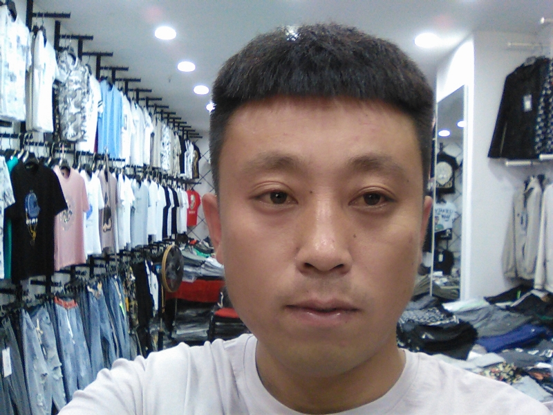 冰冷的心的第二张照片--长春中老年相亲网
