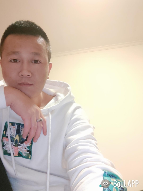 Away的第一张照片--长春中老年相亲网