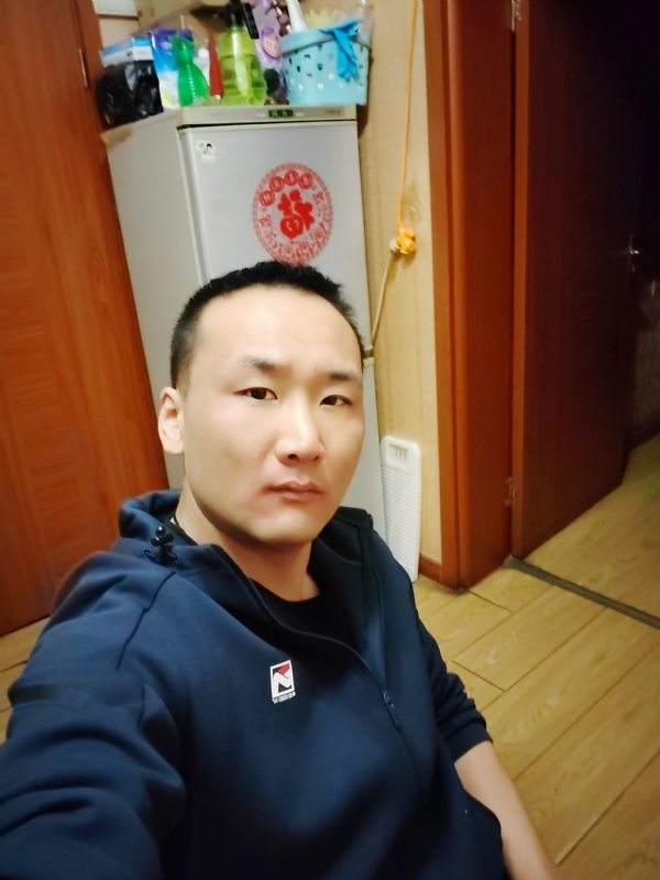 子昂的第一张照片--长春中老年相亲网