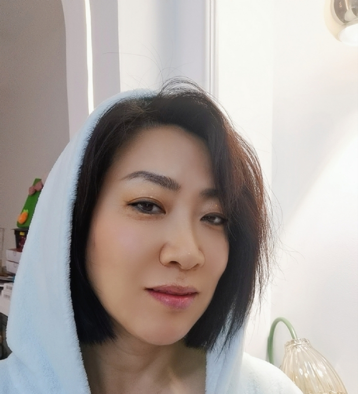火玫瑰的第一张照片--长春中老年相亲网